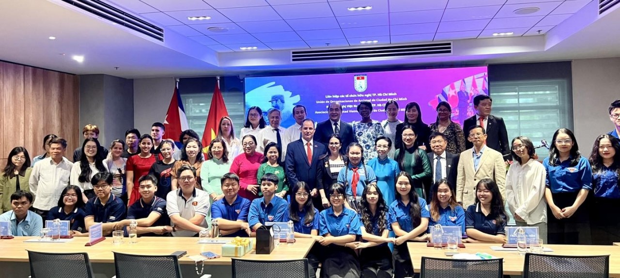 The ceremony marking the 67th anniversary of the Victory of the Cuban Revolution and a solidarity meeting with Cuba. (Photo: Ho Chi Minh City Union of Friendship Organizations)