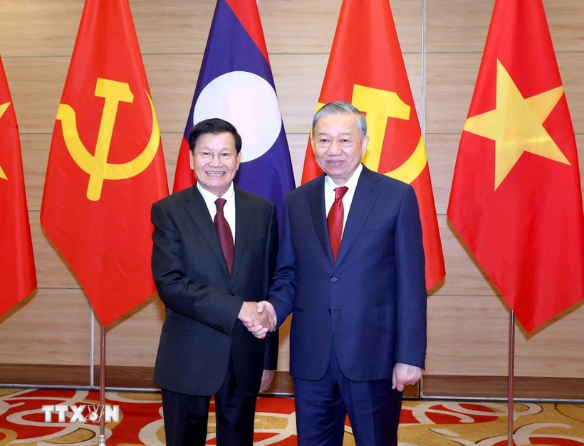 Gắn kết chiến lược: Động lực thúc đẩy quan hệ đặc biệt Việt-Lào mãi phát triển Gắn kết chiến lược: Động lực thúc đẩy quan hệ đặc biệt Việt-Lào mãi phát triển