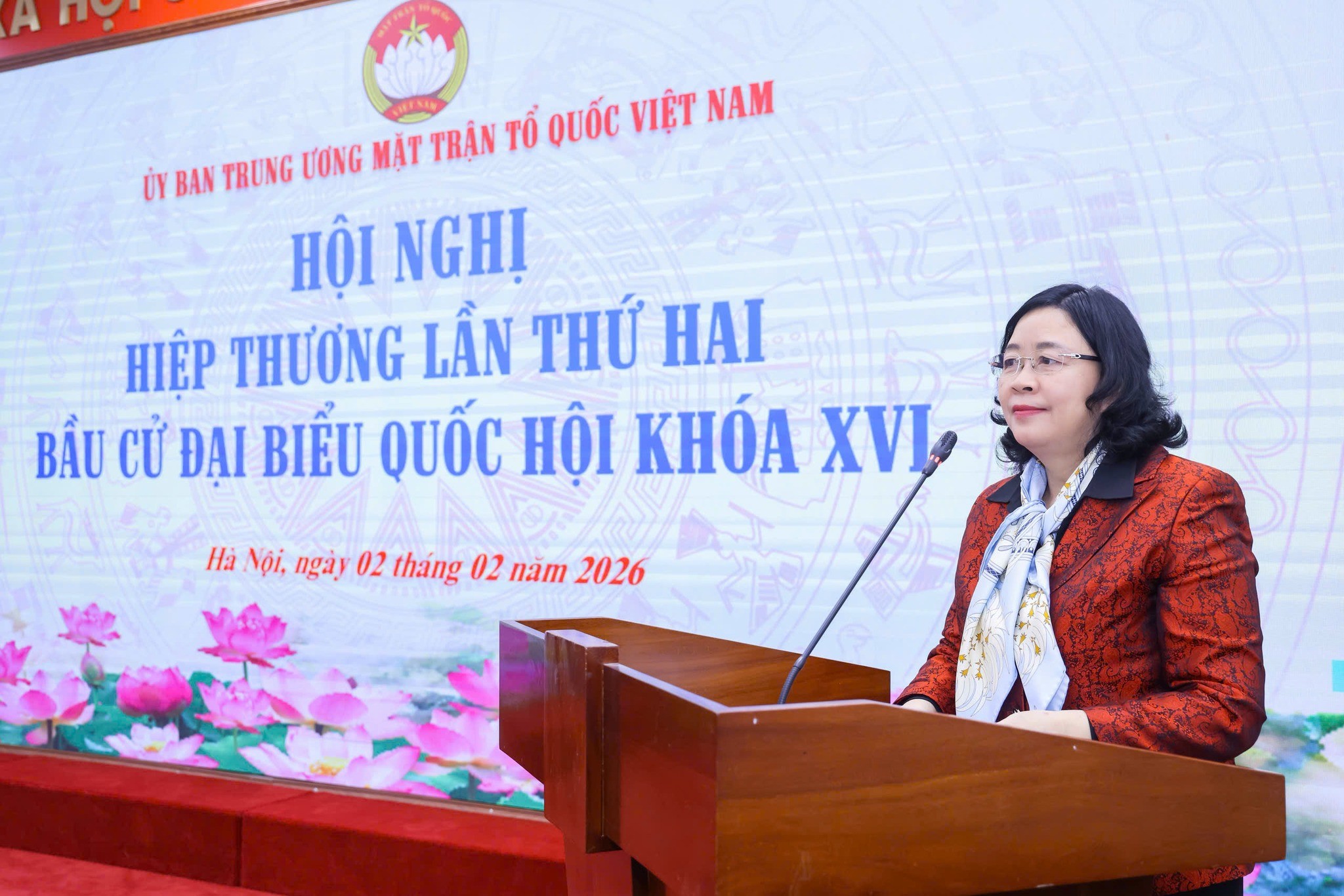 bà Bùi Thị Minh Hoài, Ủy viên Bộ Chính trị, Bí thư Trung ương Đảng, Bí thư Đảng ủy MTTQ, các đoàn thể Trung ương, Chủ tịch Ủy ban Trung ương MTTQ Việt Nam