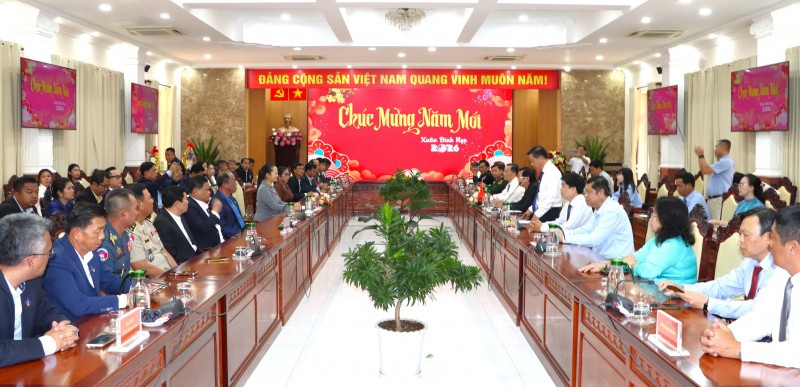 Tỉnh Koh Kong (Vương quốc Campuchia) thăm, chúc tết tỉnh An Giang