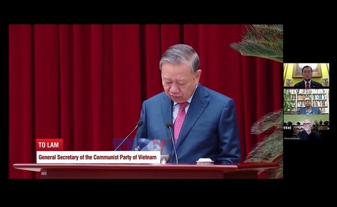 Các thành viên dự tọa đàm từ các điểm cầu theo dõi bài phát biểu của Tổng Bí thư Tô Lâm, do Hội CVFS chuẩn bị. Ảnh: TTXVN Các thành viên dự tọa đàm từ các điểm cầu theo dõi bài phát biểu của Tổng Bí thư Tô Lâm, do Hội CVFS chuẩn bị. Ảnh: TTXVN