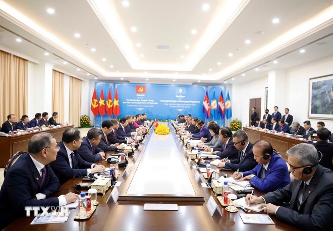 Tổng Bí thư Tô Lâm hội kiến Samdech Techo Hun Sen Tổng Bí thư Tô Lâm hội kiến Samdech Techo Hun Sen