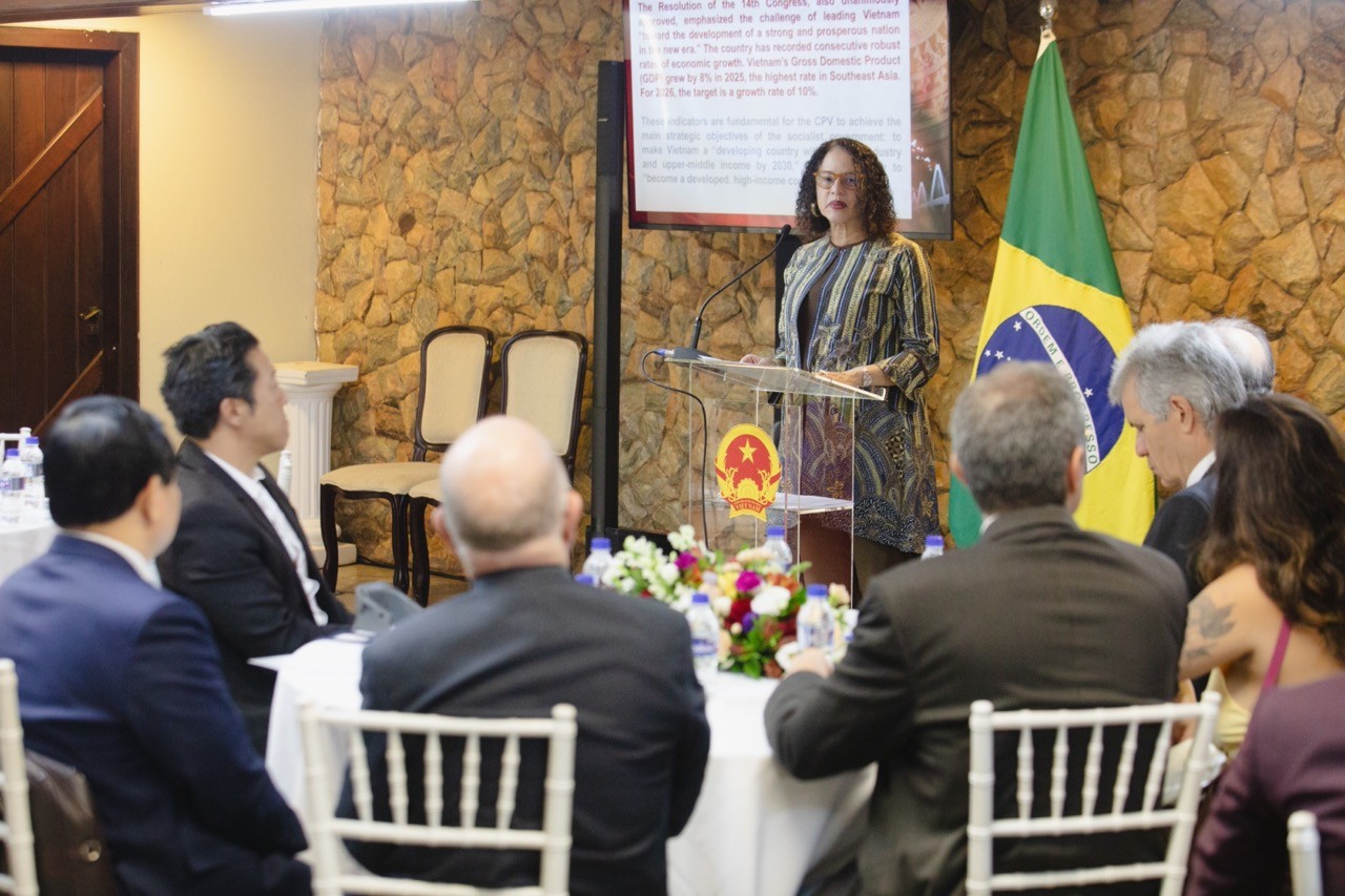 Brazilian Politicians and Scholars Honor the Historical role of the Communist Party of Vietnam Brazilian Politicians and Scholars Honor the Historical role of the Communist Party of Vietnam