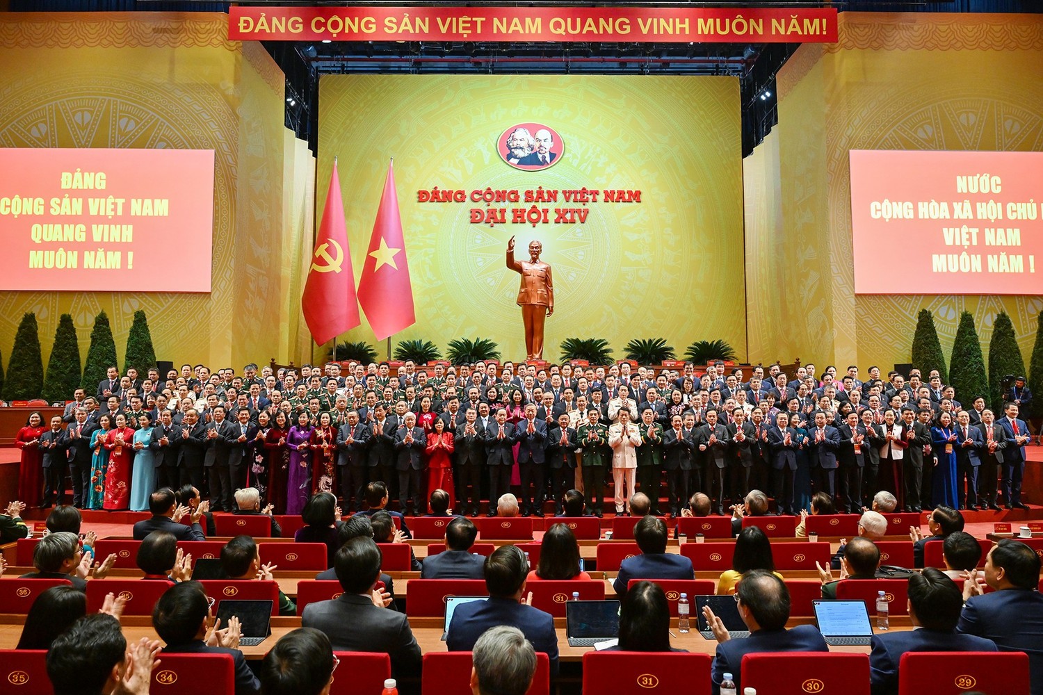 Ông Nguyễn Thanh Nghị: Những đóng góp của Ban sẽ có ý nghĩa quyết định trong việc thực hiện thắng lợi Nghị quyết Đại hội XIV Ông Nguyễn Thanh Nghị: Những đóng góp của Ban sẽ có ý nghĩa quyết định trong việc thực hiện thắng lợi Nghị quyết Đại hội XIV