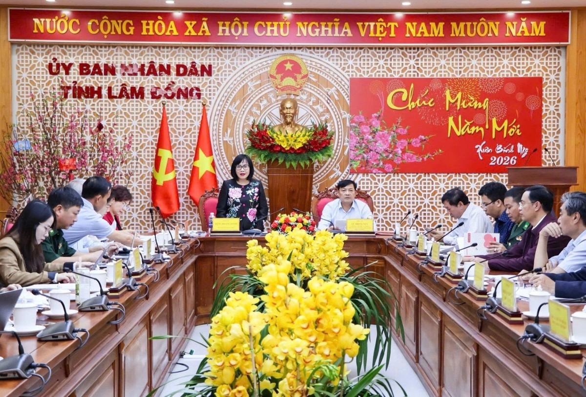 Đoàn Kiểm tra Bộ Tư pháp làm việc oviws Đoàn kiểm tra làm việc với UBND tỉnh Lâm Đồng về thực hiện nhiệm vụ chống khai thác IUU Đoàn Kiểm tra Bộ Tư pháp làm việc oviws Đoàn kiểm tra làm việc với UBND tỉnh Lâm Đồng về thực hiện nhiệm vụ chống khai thác IUU