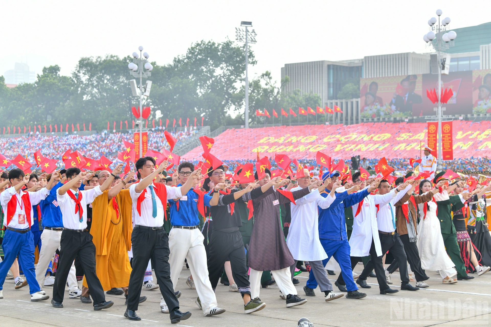 Kỳ 2: Những định hướng lớn về phát huy sức mạnh đại đoàn kết toàn dân tộc trong sự nghiệp xây dựng, phát triển đất nước và bảo vệ tổ quốc trong kỷ nguyên mới Kỳ 2: Những định hướng lớn về phát huy sức mạnh đại đoàn kết toàn dân tộc trong sự nghiệp xây dựng, phát triển đất nước và bảo vệ tổ quốc trong kỷ nguyên mới