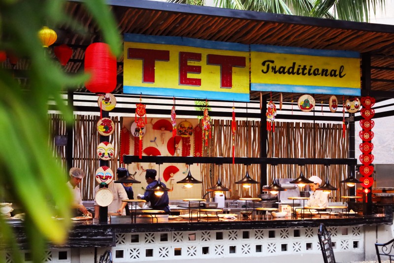 Đưa cả gia đình đi chơi Tết - bài toán không dễ giải Đưa cả gia đình đi chơi Tết - bài toán không dễ giải