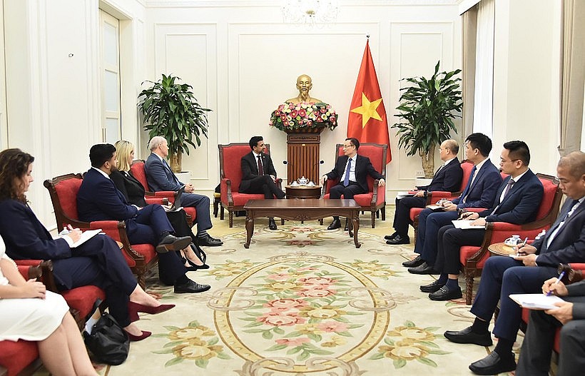Minister of Foreign Affairs Le Hoai Trung meets with Canada's Minister of International Trade Maninder Sidhu on February 12, 2026. (Photo: Ministry of Foreign Affairs) Minister of Foreign Affairs Le Hoai Trung meets with Canada's Minister of International Trade Maninder Sidhu on February 12, 2026. (Photo: Ministry of Foreign Affairs)