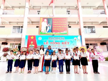 Kiều bào giữ gìn và phát triển tiếng Việt: Những sáng tạo từ tình yêu tiếng mẹ đẻ