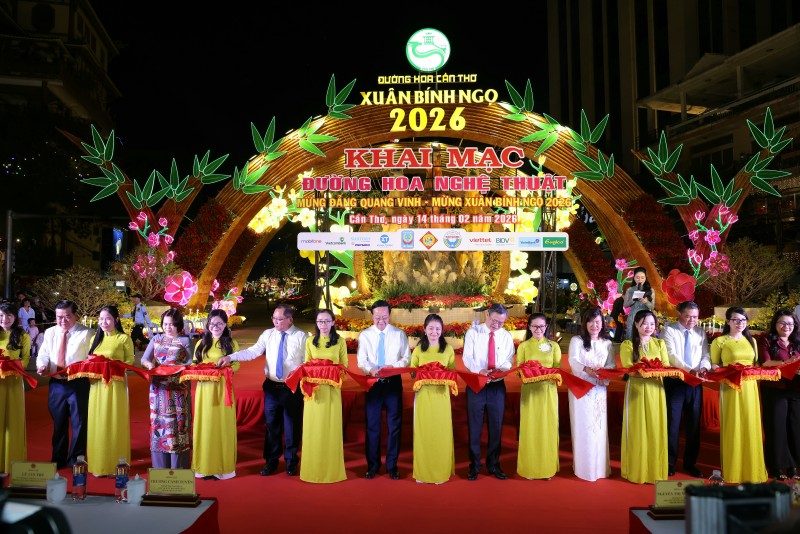 Cần Thơ khai mạc đường hoa nghệ thuật chủ đề “Tết sum vầy” Cần Thơ khai mạc đường hoa nghệ thuật chủ đề “Tết sum vầy”