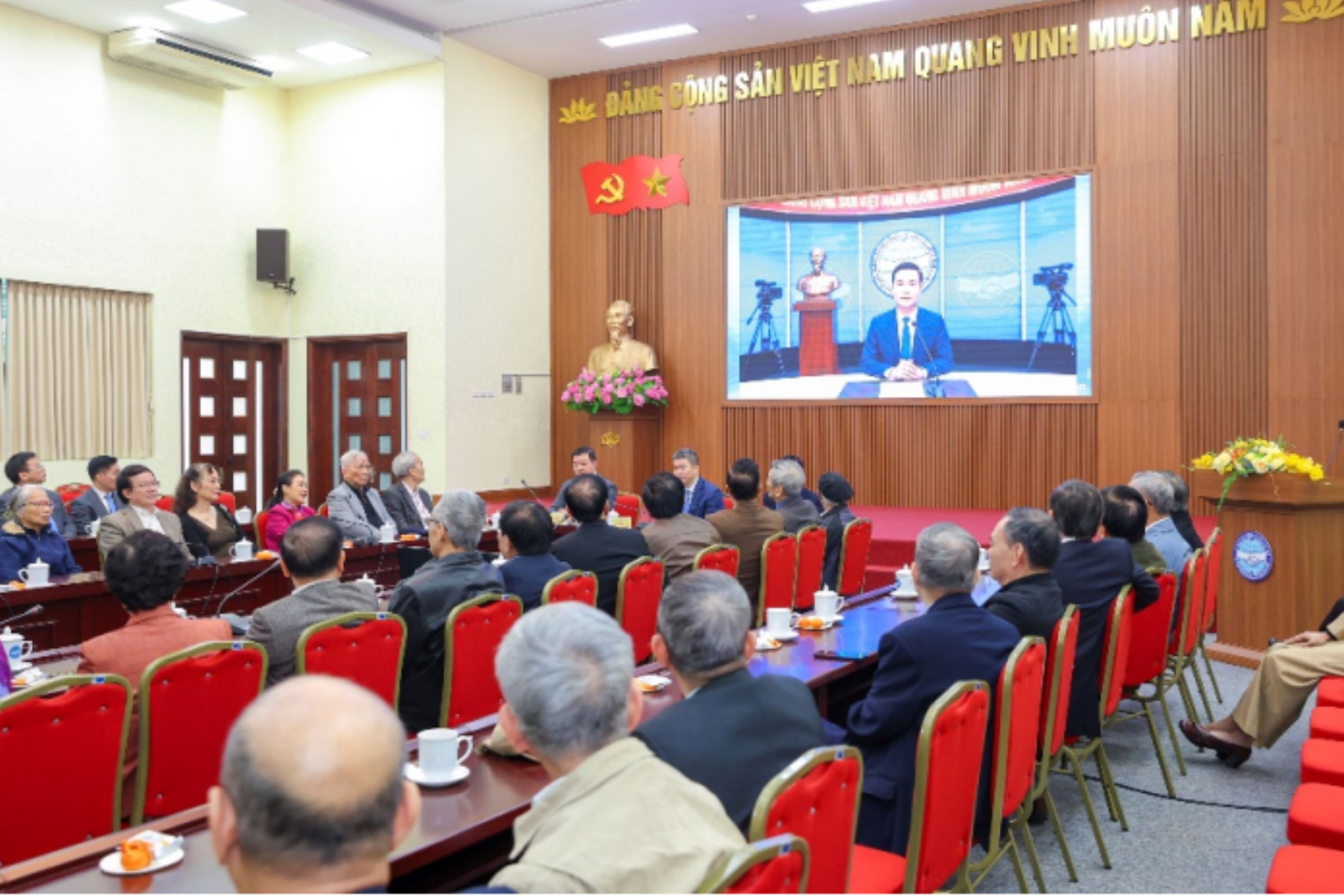 People-to-People Diplomacy: Change to Reach Further