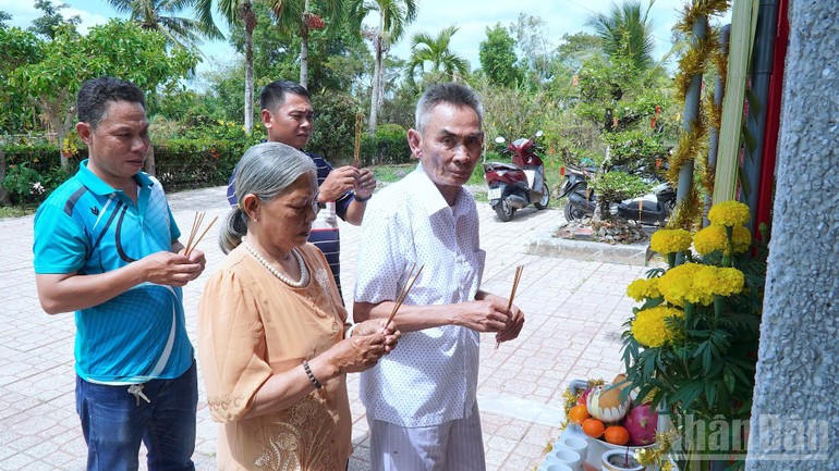 “Mời Bác về ăn Tết” - Nét đẹp văn hóa tri ân nơi Đất Mũi-Cà Mau