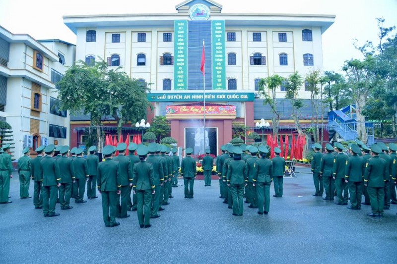 Thiêng liêng Lễ chào cờ đầu năm mới tại các Đồn Biên phòng ở Nghệ An