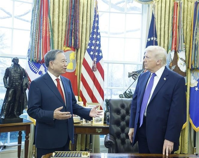 Tổng Bí thư Tô Lâm gặp Tổng thống Hoa Kỳ Donald Trump Tổng Bí thư Tô Lâm gặp Tổng thống Hoa Kỳ Donald Trump