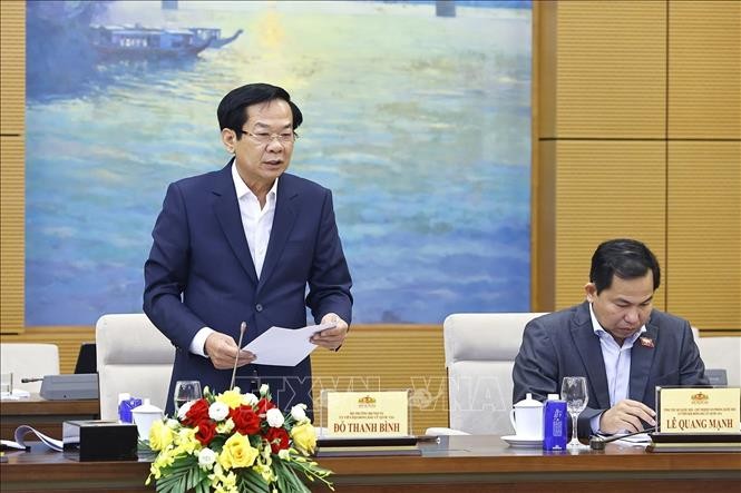 Bộ trưởng Bộ Nội vụ Đỗ Thanh Bình, Uỷ viên Hội đồng bầu cử Quốc gia phát biểu. Bộ trưởng Bộ Nội vụ Đỗ Thanh Bình, Uỷ viên Hội đồng bầu cử Quốc gia phát biểu.