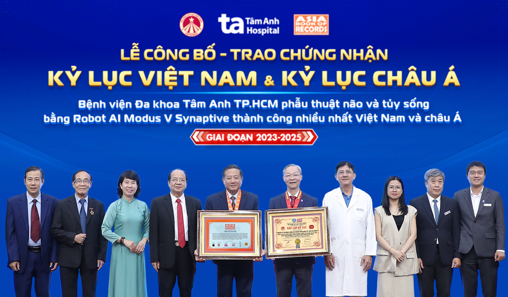 Bệnh viện Tâm Anh đạt kỷ lục Châu Á phẫu thuật não, cột sống bằng Robot AI
