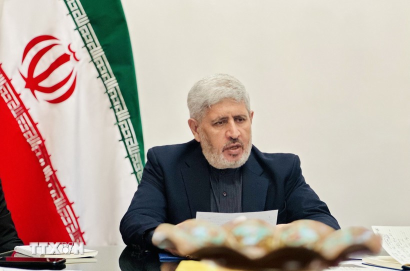 Đại biện lâm thời Iran: Trân trọng quan điểm của Việt Nam trong ủng hộ hòa bình Đại biện lâm thời Iran: Trân trọng quan điểm của Việt Nam trong ủng hộ hòa bình
