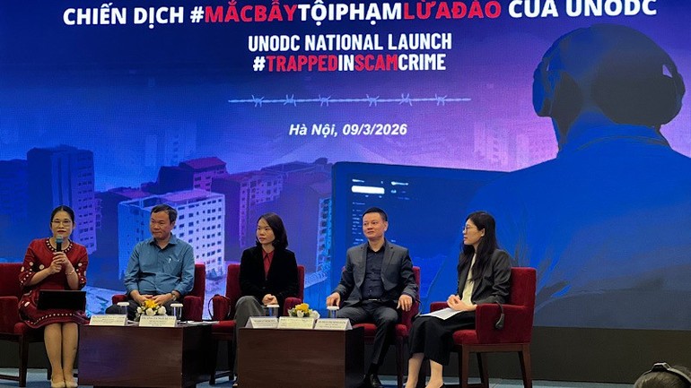 Các diễn giả thảo luận tại sự kiện. (Ảnh: Báo Nhân Dân)