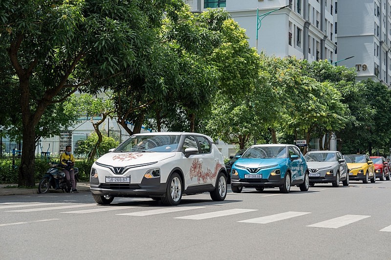 VinFast VF 5: Mẫu SUV điện “đáng tiền” cho người Việt giữa thời giá xăng leo thang VinFast VF 5: Mẫu SUV điện “đáng tiền” cho người Việt giữa thời giá xăng leo thang