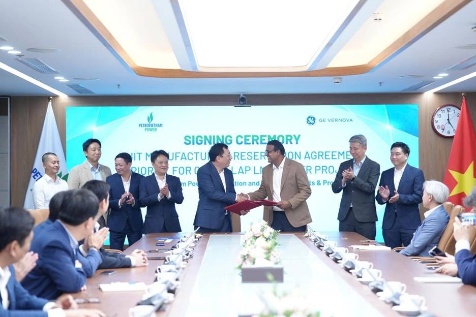 Lễ ký thoải thuận cung cấp tuabin khí và máy phát điện giữa PV Power và GE Vernova Lễ ký thoải thuận cung cấp tuabin khí và máy phát điện giữa PV Power và GE Vernova