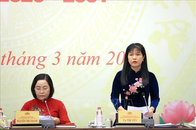 Ta Thi Yen, Deputy Head of the National Assembly’s Committee for Deputy Affairs, Deputy Chief of the Standing Office and Member of the Personnel Subcommittee of the National Election Council, answers questions from reporters of news agencies and press organizations. (Photo: Tuan Anh/VNA) Ta Thi Yen, Deputy Head of the National Assembly’s Committee for Deputy Affairs, Deputy Chief of the Standing Office and Member of the Personnel Subcommittee of the National Election Council, answers questions from reporters of news agencies and press organizations. (Photo: Tuan Anh/VNA)