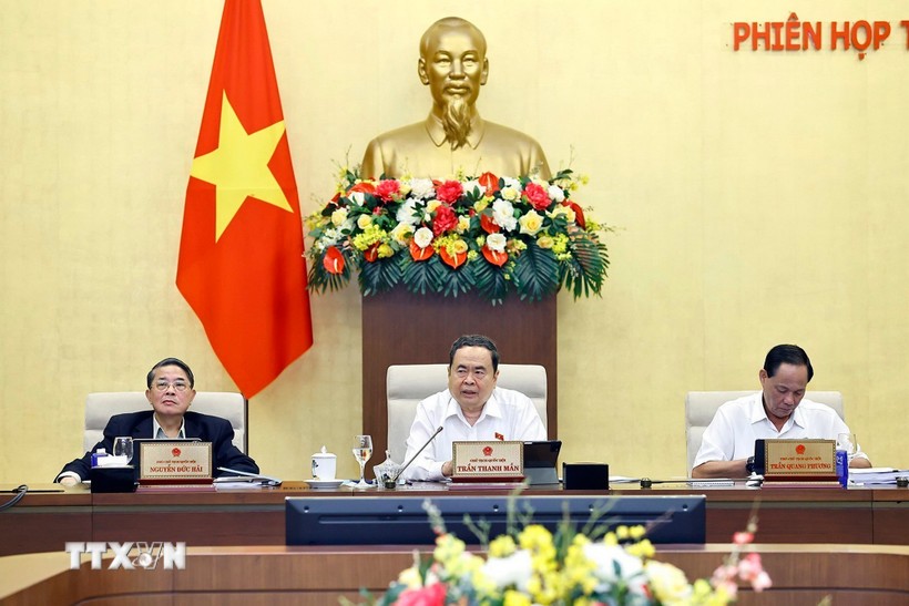 Cơ quan đại diện ở nước ngoài phải “mở đường,” không chỉ “đưa tin”