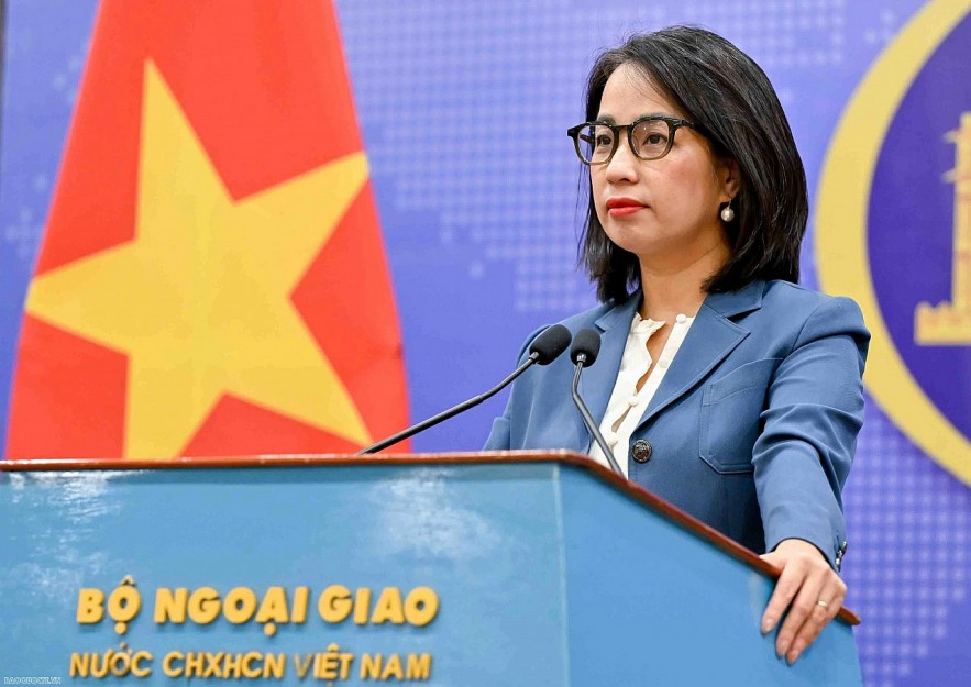 Spokesperson of the Ministry of Foreign Affairs Pham Thu Hang stated that Vietnam rejects the evaluation in the annual report by the U.S. Commission on International Religious Freedom. (Photo: Nguyen Hong) Spokesperson of the Ministry of Foreign Affairs Pham Thu Hang stated that Vietnam rejects the evaluation in the annual report by the U.S. Commission on International Religious Freedom. (Photo: Nguyen Hong)