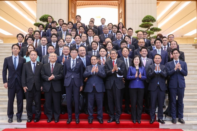 Thủ tướng đối thoại với doanh nghiệp Nhật Bản: Môi trường đầu tư của Việt Nam sẽ trở thành ưu thế nổi trội Thủ tướng đối thoại với doanh nghiệp Nhật Bản: Môi trường đầu tư của Việt Nam sẽ trở thành ưu thế nổi trội