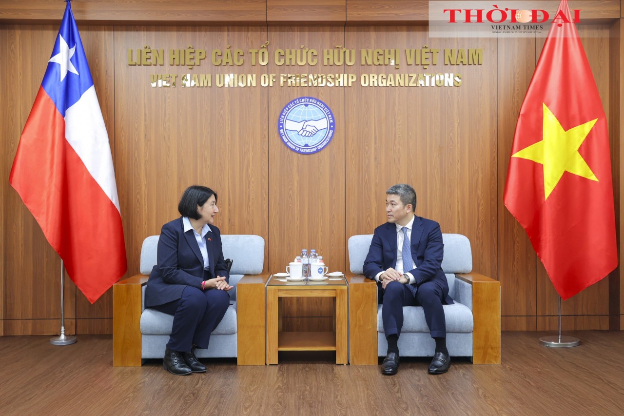 President of the Viet Nam Union of Friendship Organizations receives Chilean Ambassador to Vietnam Nasly Isabel Bernal Prado on her courtesy visit upon assuming her duties in Vietnam, February 10, 2026. (Photo: Dinh Hoa)