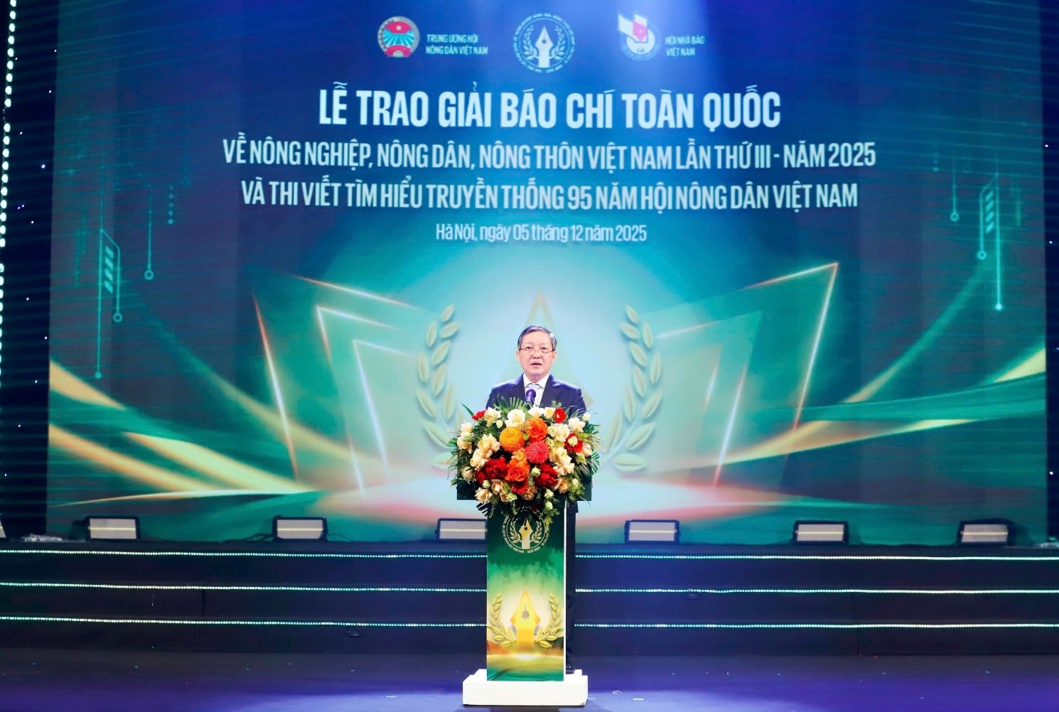 undefined Chính thức khởi động Giải báo chí toàn quốc về nông nghiệp, nông dân, nông thôn năm 2026 và Thi ảnh Nông thôn Việt Nam 40 năm Đổi mới
