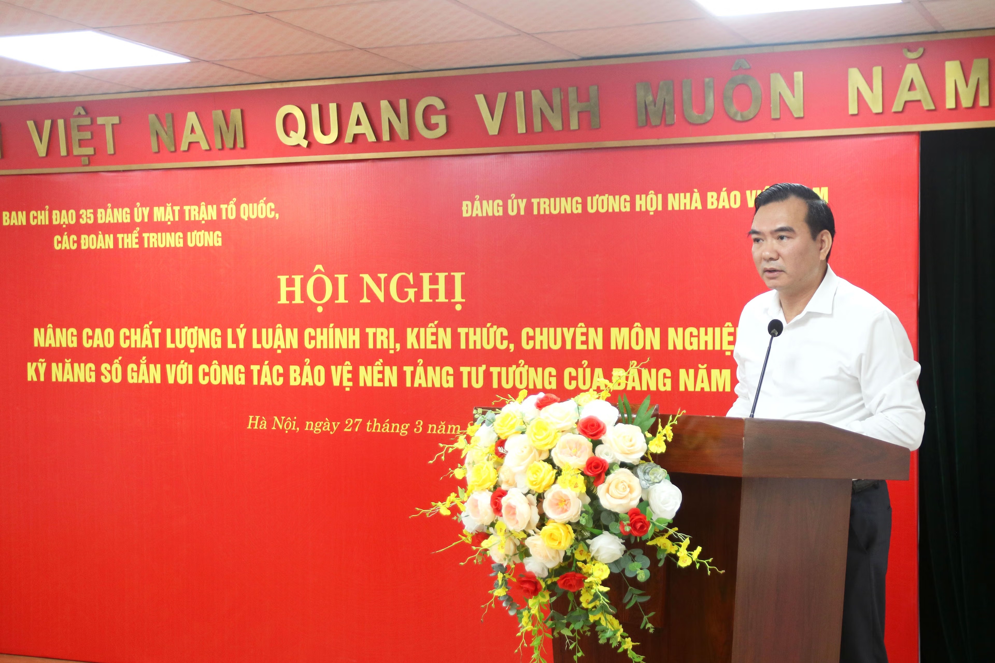 Nâng cao năng lực báo chí trong kỷ nguyên số để bảo vệ nền tảng tư tưởng của Đảng