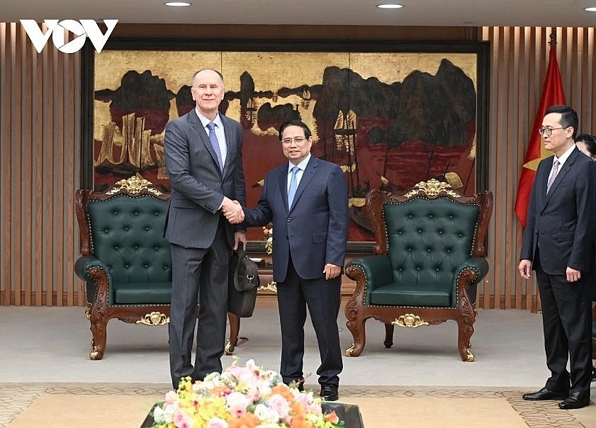 Prime Minister Pham Minh Chinh meets the International Monetary Fund (IMF) delegation led by Martin Sommer during its working visit to Vietnam. Prime Minister Pham Minh Chinh meets the International Monetary Fund (IMF) delegation led by Martin Sommer during its working visit to Vietnam.