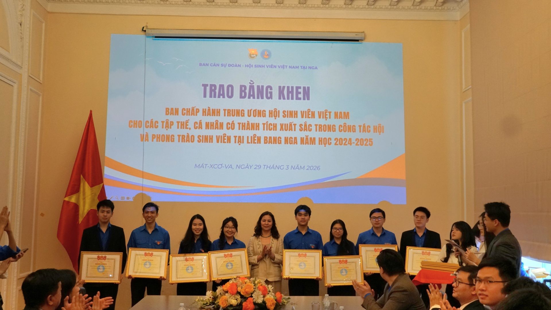 Người trẻ Việt Nam tại Liên bang Nga: Tiên phong - Sáng tạo Người trẻ Việt Nam tại Liên bang Nga: Tiên phong - Sáng tạo