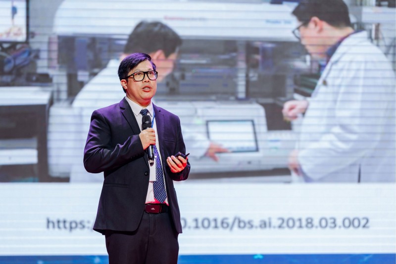 PGS.TS.BS Nguyễn Văn Đĩnh khái quát bức tranh tổng thể về tình hình chẩn đoán và điều trị bệnh miễn dịch - dị ứng hiện nay. PGS.TS.BS Nguyễn Văn Đĩnh khái quát bức tranh tổng thể về tình hình chẩn đoán và điều trị bệnh miễn dịch - dị ứng hiện nay.