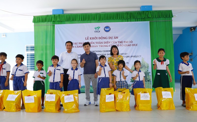Khởi động dự án hơn 11,3 tỷ đồng hỗ trợ trẻ em khó khăn tại Cần Thơ Khởi động dự án hơn 11,3 tỷ đồng hỗ trợ trẻ em khó khăn tại Cần Thơ