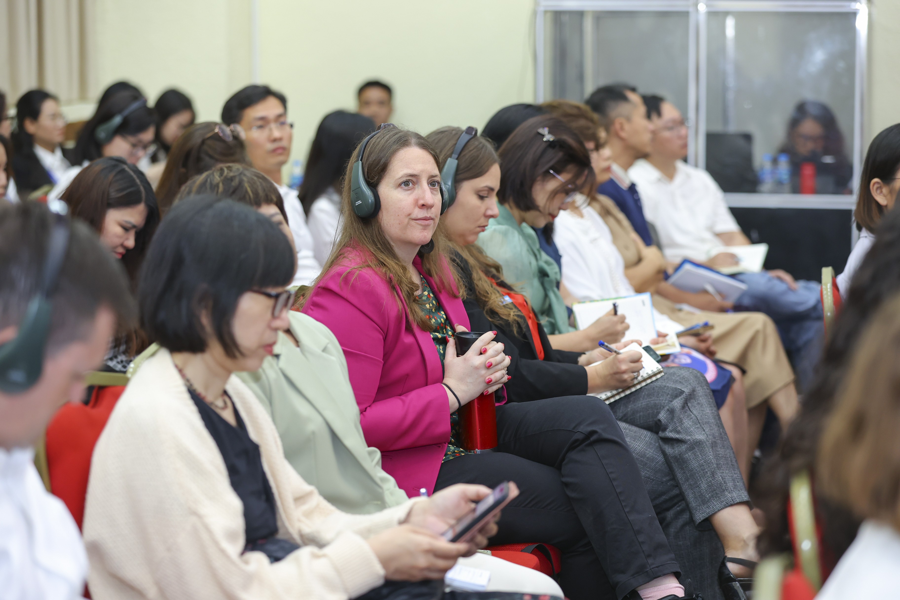 Chia sẻ thông tin, định hướng hợp tác với các tổ chức phi chính phủ nước ngoài năm 2026 Chia sẻ thông tin, định hướng hợp tác với các tổ chức phi chính phủ nước ngoài năm 2026