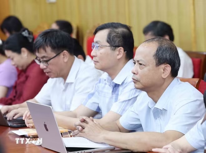 Quán triệt Nghị quyết Đại hội XIV của Đảng cho các cơ quan báo chí, văn nghệ sỹ trí thức Quán triệt Nghị quyết Đại hội XIV của Đảng cho các cơ quan báo chí, văn nghệ sỹ trí thức
