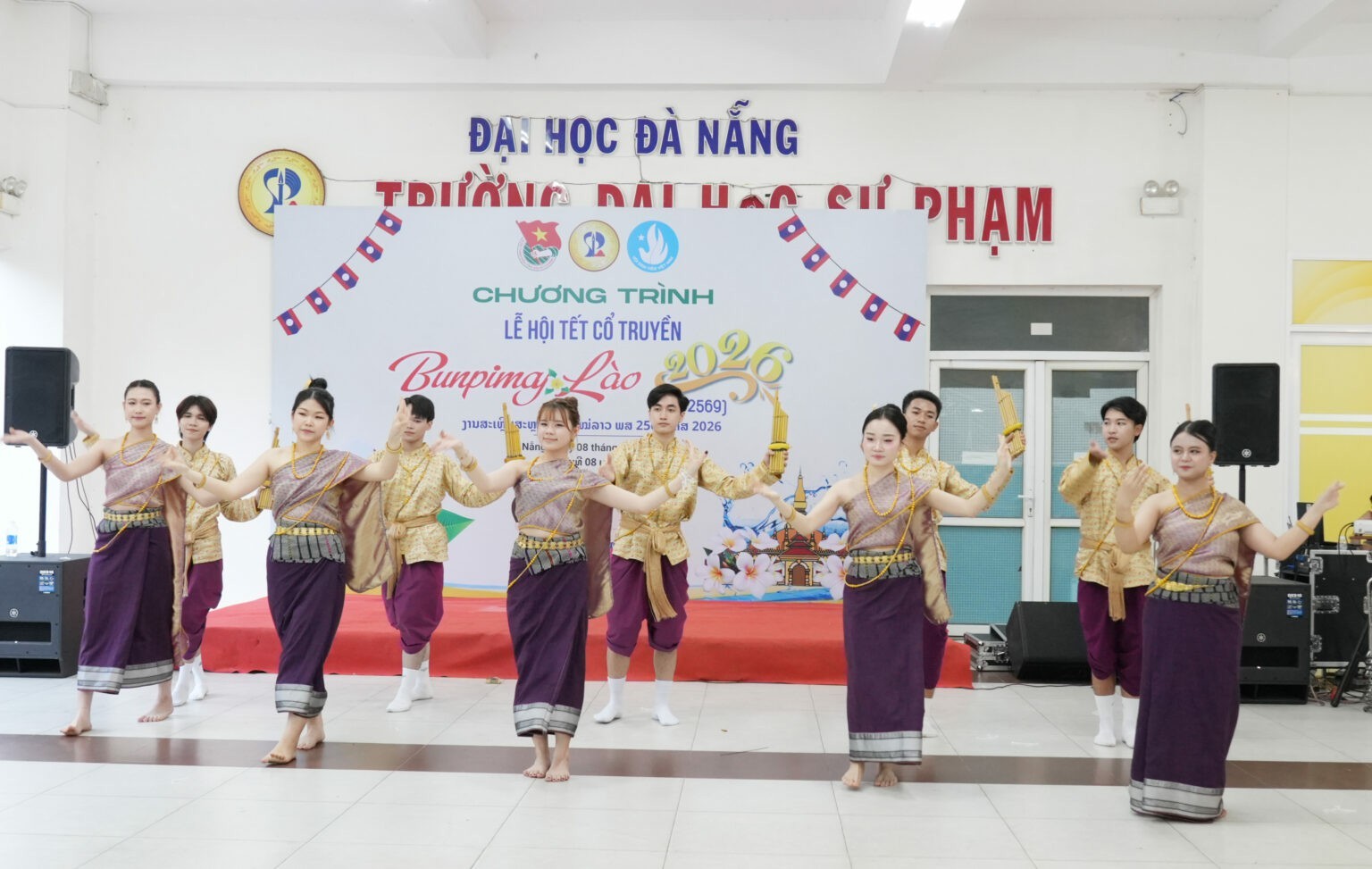 Tiết mục văn nghệ của lưu học sinh Lào Tiết mục văn nghệ của lưu học sinh Lào