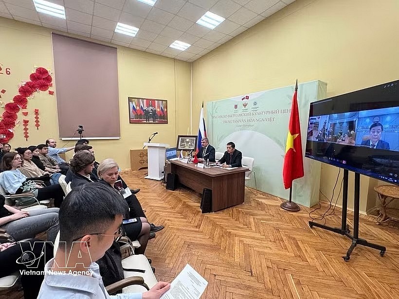 A roundtable in Moscow reviews key outcomes of the 14th National Congress of the Communist Party of Vietnam. (Photo: VNA) A roundtable in Moscow reviews key outcomes of the 14th National Congress of the Communist Party of Vietnam. (Photo: VNA)