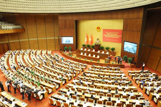 A view of the national conference held on April 13 to study, disseminate and implement the Resolution of the 14th Party Central Committee’s second plenum (Photo: VNA) A view of the national conference held on April 13 to study, disseminate and implement the Resolution of the 14th Party Central Committee’s second plenum (Photo: VNA)