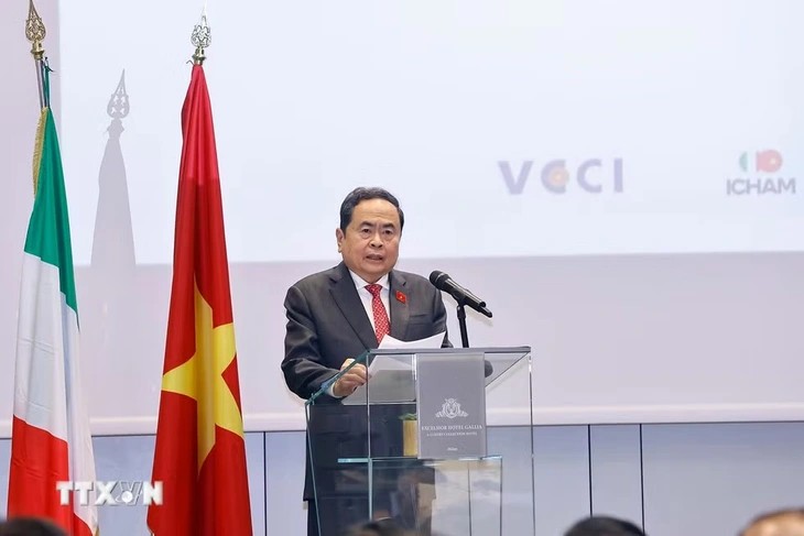 Chủ tịch Quốc hội Trần Thanh Mẫn phát biểu tại tọa đàm Chủ tịch Quốc hội Trần Thanh Mẫn phát biểu tại tọa đàm