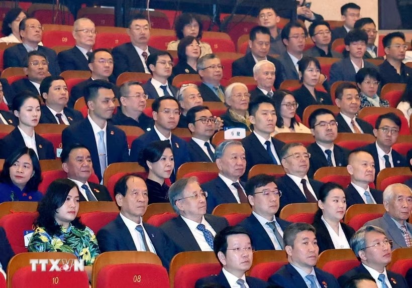 Tổng Bí thư, Chủ tịch nước dự Chương trình nghệ thuật hữu nghị Việt-Trung