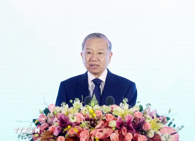 Tiếp nối tình hữu nghị truyền thống Việt Nam-Trung Quốc Tiếp nối tình hữu nghị truyền thống Việt Nam-Trung Quốc