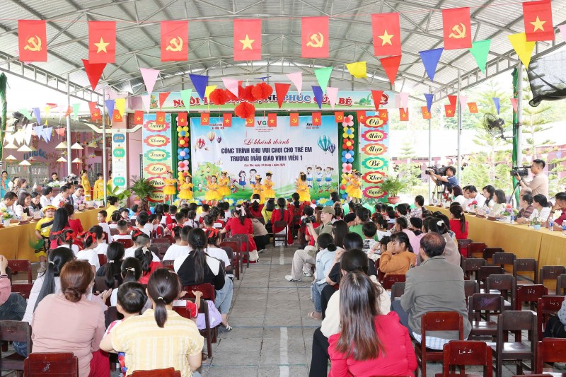 Cần Thơ: Khánh thành khu vui chơi trẻ em tại Trường Mẫu giáo Vĩnh Viễn 1, lan tỏa trách nhiệm vì thế hệ tương lai Cần Thơ: Khánh thành khu vui chơi trẻ em tại Trường Mẫu giáo Vĩnh Viễn 1, lan tỏa trách nhiệm vì thế hệ tương lai