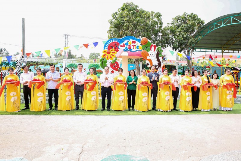 Cần Thơ: Khánh thành khu vui chơi trẻ em tại Trường Mẫu giáo Vĩnh Viễn 1, lan tỏa trách nhiệm vì thế hệ tương lai Cần Thơ: Khánh thành khu vui chơi trẻ em tại Trường Mẫu giáo Vĩnh Viễn 1, lan tỏa trách nhiệm vì thế hệ tương lai