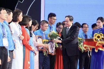 Cán bộ công đoàn xuất sắc là đại diện của phong trào công nhân thời kỳ mới