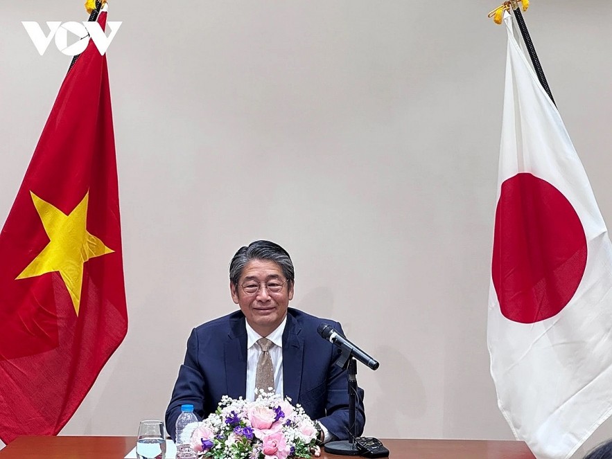 Japanese Ambassador to Vietnam Ito Naoki at a press briefing in Hanoi. Japanese Ambassador to Vietnam Ito Naoki at a press briefing in Hanoi.