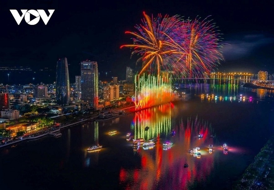 Da Nang fireworks festival among top 9 summer events worth travelling for. Da Nang fireworks festival among top 9 summer events worth travelling for.