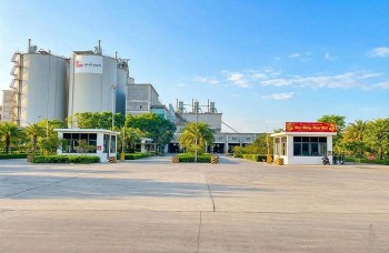 Công ty Xi măng Long Sơn chào mừng ngày Giải phóng miền Nam 30/4 và Quốc tế lao động 1/5