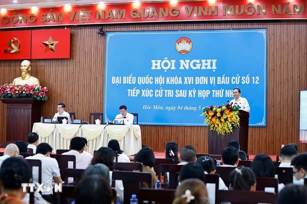 Chủ tịch Quốc hội: Sửa đổi toàn diện Luật Đất đai trong thời gian tới Chủ tịch Quốc hội: Sửa đổi toàn diện Luật Đất đai trong thời gian tới